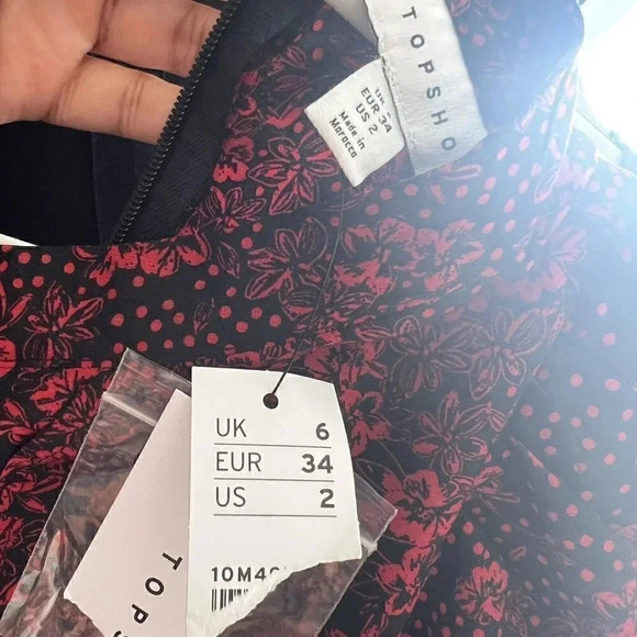 Topshop Size 2 Tiered Hem Long Puff Sleeve Shift Mini Dress Floral Red Black NEW - Picture 9 of 11